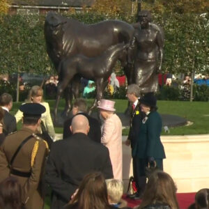 HM Queen Statue Reveal Newmarket